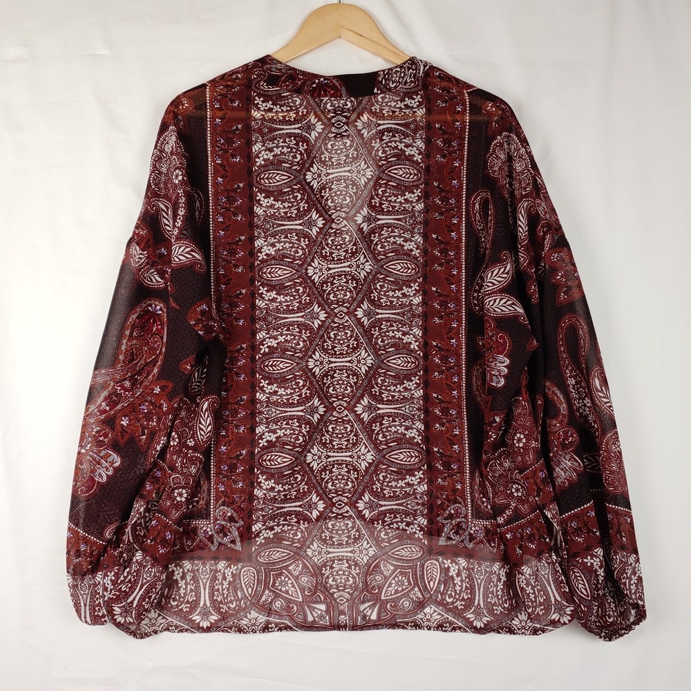 Daytrip Top Women M Red Paisley Long Sleeve 1/2 Button Shear Tunic Pullover Boho - Picture 7 of 8